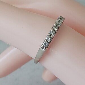 14K White Gold Diamonds Wedding Band Ring Sz.7